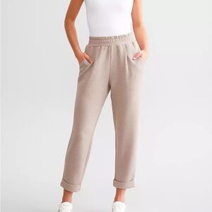 The Rolled Cuff Pant